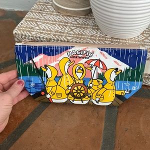 Brand new Pacific NW duck in raincoat bag